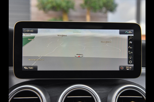 Mercedes-Benz C-Klasse 160 Business Solution AMG Panoramadak Digitaal display Alcantara Navi Carma