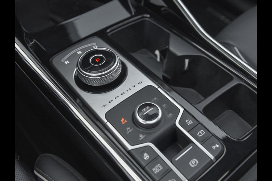 Kia Sorento 1.6 T-GDI Plug-in Hybrid 4WD ExecutiveLine 5p. Leer Panoramadak Camera Adaptive cruise control Navi