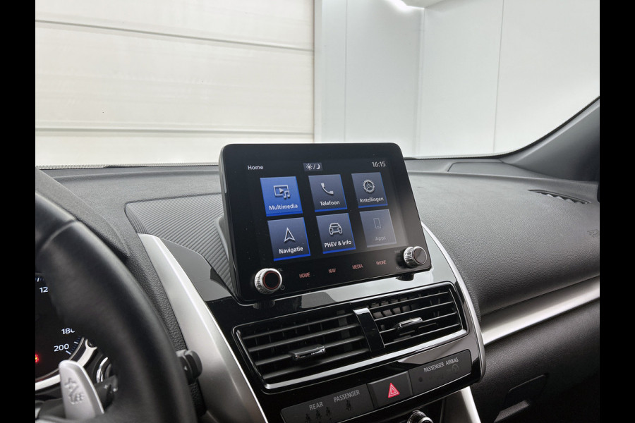 Mitsubishi Eclipse Cross 2.4 PHEV Intense+ Hybride / Navigatie / 1/2 Leder / Pdc. / Airco-ecc./ Radio multimedia / Apk nieuw