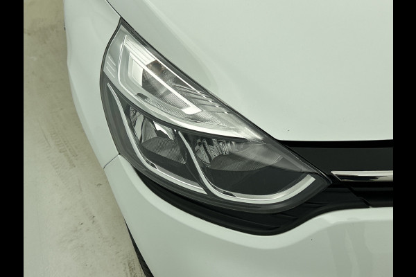 Renault Clio Estate 0.9 TCe Limited 90PK / Airco / Navigatie / Radio multimedia / Parkeer sensoren / Apk 06-2028