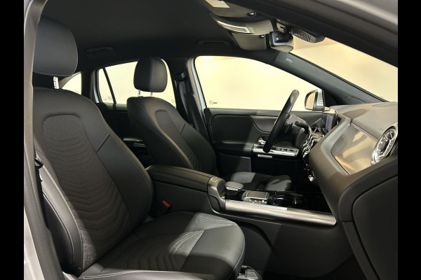 Mercedes-Benz EQA 350 4MATIC Advanced 67 kWh | Tot € 4.000 klantvoordeel* | SOH 98,3 % | Parkeerpakket | Rij-assistentiepakket