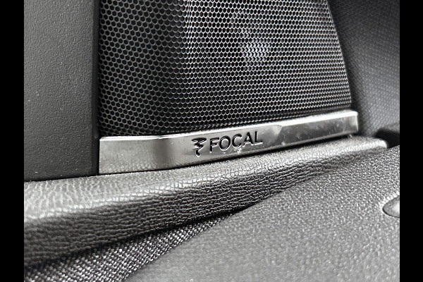 Peugeot 5008 1.5 HDI Automaat 7Pers. GT-Line Euro6 / Panoramadak / Trekhaak / Leder / Airco-ecc./ Xenon / Apk nieuw