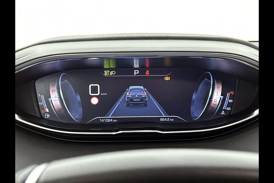 Peugeot 5008 1.5 HDI Automaat 7Pers. GT-Line Euro6 / Panoramadak / Trekhaak / Leder / Airco-ecc./ Xenon / Apk nieuw