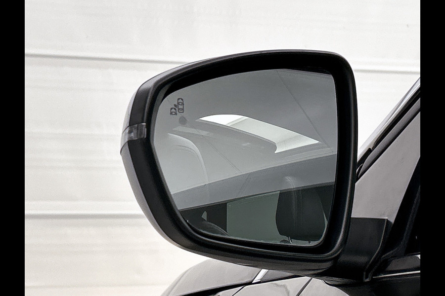 Peugeot 5008 1.5 HDI Automaat 7Pers. GT-Line Euro6 / Panoramadak / Trekhaak / Leder / Airco-ecc./ Xenon / Apk nieuw