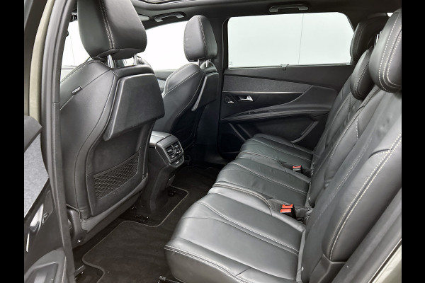 Peugeot 5008 1.5 HDI Automaat 7Pers. GT-Line Euro6 / Panoramadak / Trekhaak / Leder / Airco-ecc./ Xenon / Apk nieuw