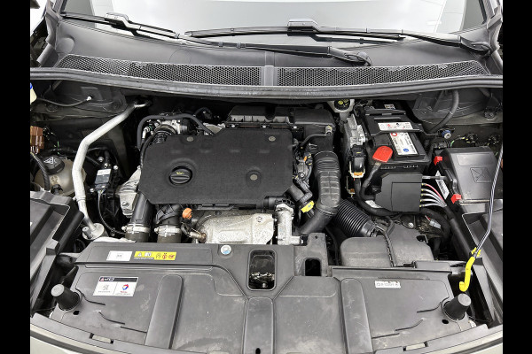 Peugeot 5008 1.5 HDI Automaat 7Pers. GT-Line Euro6 / Panoramadak / Trekhaak / Leder / Airco-ecc./ Xenon / Apk nieuw