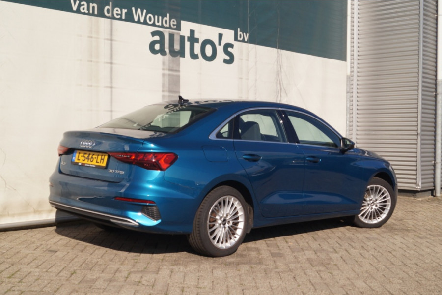 Audi A3 30 TFSI 110pk Automaat Business Edition -NAVI-ECC-