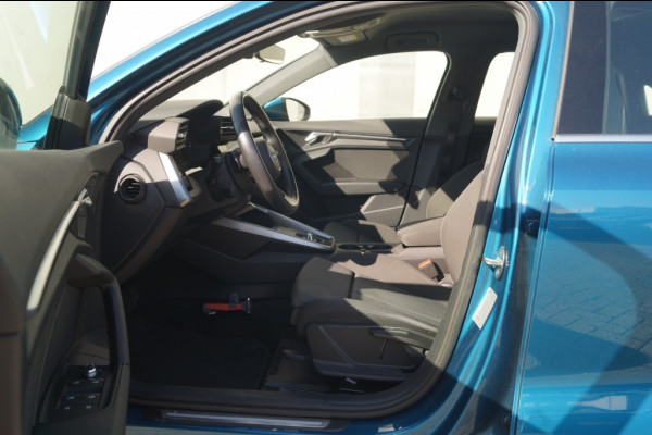 Audi A3 30 TFSI 110pk Automaat Business Edition -NAVI-ECC-