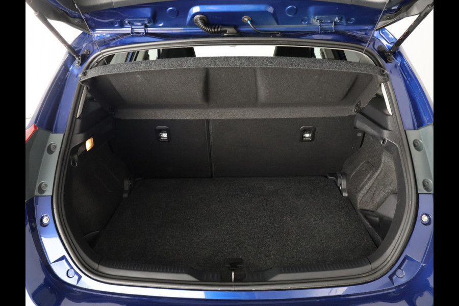 Toyota Auris 1.8 Hybrid Executive | Navigatie | Sportstoelen | Camera | Lichtmetalen velgen |