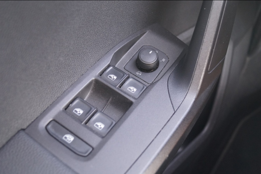 Seat Ibiza 1.0 EcoTSI Style -ECC-PDC-LMV-CARPLAY-DAB-