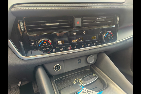 Nissan QASHQAI 1.3 MHEV Xtronic N-Connecta uit 2025 Rijklaar + Fabrieksgarantie  Automaat  Panorama-dak Henk Jongen Auto's in Helmond,  al 50 jaar service zoals 't hoort!