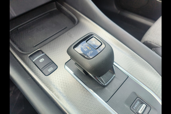Nissan QASHQAI 1.3 MHEV Xtronic N-Connecta uit 2025 Rijklaar + Fabrieksgarantie  Automaat  Panorama-dak Henk Jongen Auto's in Helmond,  al 50 jaar service zoals 't hoort!