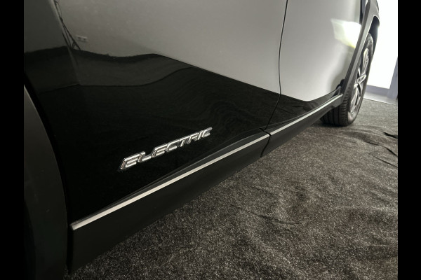 Lexus UX 300e Business 54 kWh | Tot € 4.000 klantvoordeel* | Elektrisch Rijden in Stijl | Nette auto | Apple Carplay / Android Auto