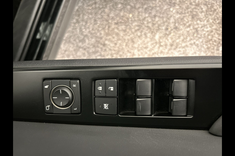 Lexus UX 300e Business 54 kWh | Tot € 4.000 klantvoordeel* | Elektrisch Rijden in Stijl | Nette auto | Apple Carplay / Android Auto
