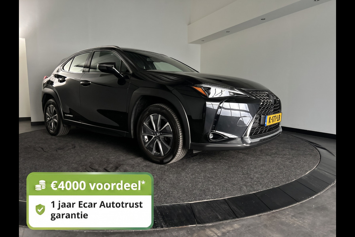 Lexus UX 300e Business 54 kWh | Tot € 4.000 klantvoordeel* | Elektrisch Rijden in Stijl | Nette auto | Apple Carplay / Android Auto
