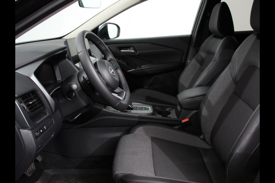 Nissan QASHQAI 1.3 MHEV Automaat N-Connecta Navigatie Climate Control Sfeerverlichting Camera 360 Led Dab Verwarmde voorstoelen Adaptieve Cruise Control Digitale Cockpit Lichtmetalen Velgen