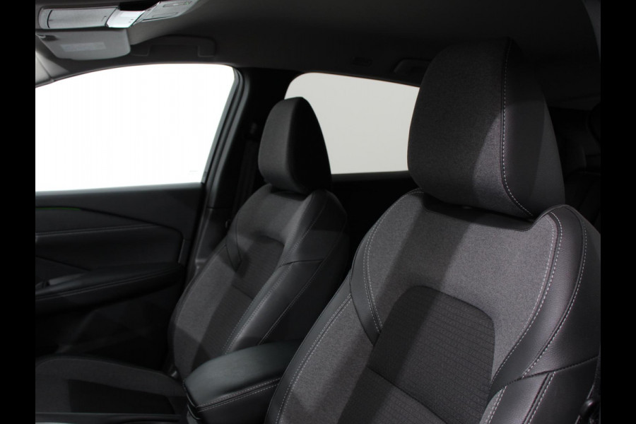 Nissan QASHQAI 1.3 MHEV Automaat N-Connecta Navigatie Climate Control Sfeerverlichting Camera 360 Led Dab Verwarmde voorstoelen Adaptieve Cruise Control Digitale Cockpit Lichtmetalen Velgen