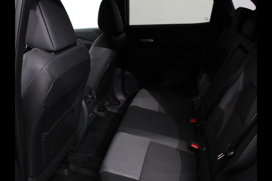 Nissan QASHQAI 1.3 MHEV Automaat N-Connecta Navigatie Climate Control Sfeerverlichting Camera 360 Led Dab Verwarmde voorstoelen Adaptieve Cruise Control Digitale Cockpit Lichtmetalen Velgen