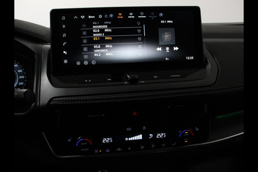 Nissan QASHQAI 1.3 MHEV Automaat N-Connecta Navigatie Climate Control Sfeerverlichting Camera 360 Led Dab Verwarmde voorstoelen Adaptieve Cruise Control Digitale Cockpit Lichtmetalen Velgen