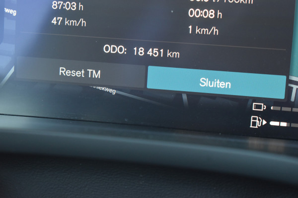 Volvo XC60 T8 AWD 455PK Plug-in Hybrid Ultra Black Edition | HUD | Luchtvering | Panodak | H&K | 360 Camera | 21"LMV | Stoelverwarming |