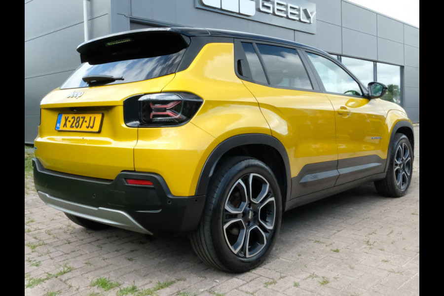 Jeep Avenger 1st Edition 54 kWh 165 PK | 54 KWH | CarPlay | Navigatie | LED verlichting | Lichtmetalen velgen | Two - Tone | Elektrische klep |