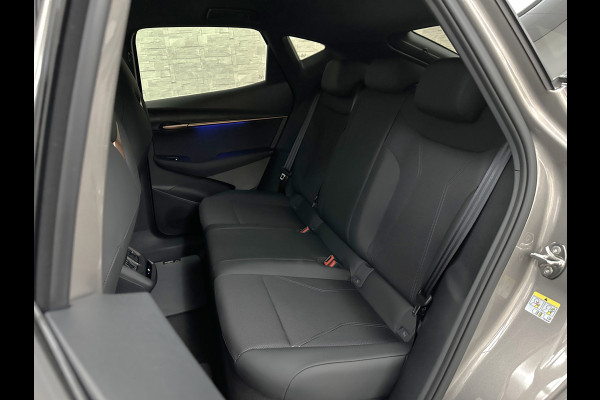 CUPRA Tavascan 77 kWh Aero-pack | Nieuw! | Winter-Pack | Warmtepomp | Verlengde Fabrieksgarantie | 7x Op Voorraad | Adaptive Cruise Control | 3-Zone Clima | Verwarmde Voorruit | Keyless-Entry | Sfeerverlichting | Stoelverwarming | Carplay | Stuurverwarming | Getint Glas | 19 inch | Lane-Assist | Camera | Draadloos Laden |