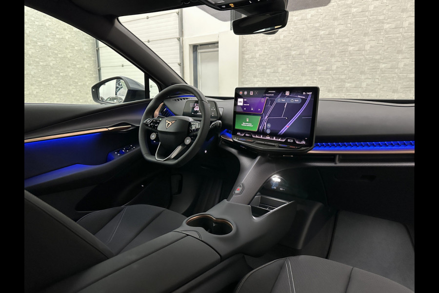 CUPRA Tavascan 77 kWh Aero-pack | Nieuw! | Winter-Pack | Warmtepomp | Verlengde Fabrieksgarantie | 7x Op Voorraad | Adaptive Cruise Control | 3-Zone Clima | Verwarmde Voorruit | Keyless-Entry | Sfeerverlichting | Stoelverwarming | Carplay | Stuurverwarming | Getint Glas | 19 inch | Lane-Assist | Camera | Draadloos Laden |
