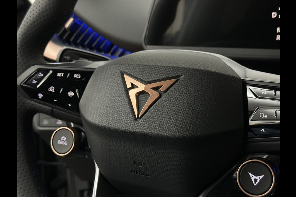 CUPRA Tavascan 77 kWh Aero-pack | Nieuw! | Winter-Pack | Warmtepomp | Verlengde Fabrieksgarantie | 7x Op Voorraad | Adaptive Cruise Control | 3-Zone Clima | Verwarmde Voorruit | Keyless-Entry | Sfeerverlichting | Stoelverwarming | Carplay | Stuurverwarming | Getint Glas | 19 inch | Lane-Assist | Camera | Draadloos Laden |