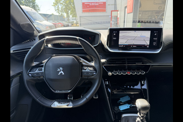 Peugeot 208 100pk GT-Line (Trekhaak - Camera - Adaptieve Cruise Controle - Keyless Entry - Apple Carplay - Navigatie - Automatische Airco -