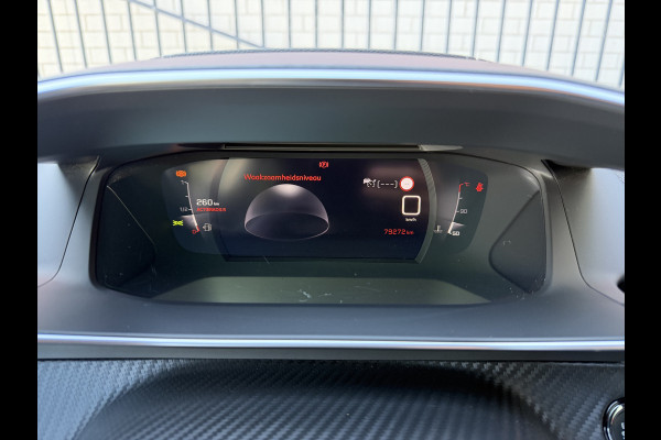 Peugeot 208 100pk GT-Line (Trekhaak - Camera - Adaptieve Cruise Controle - Keyless Entry - Apple Carplay - Navigatie - Automatische Airco -