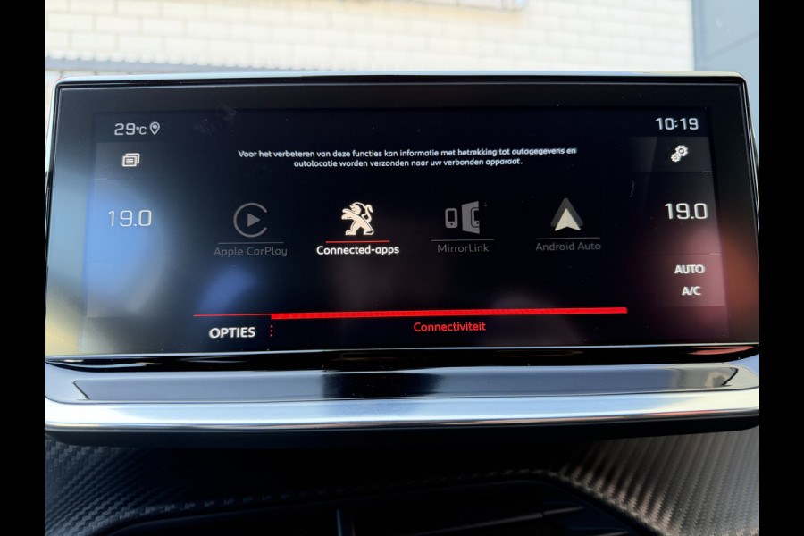 Peugeot 208 100pk GT-Line (Trekhaak - Camera - Adaptieve Cruise Controle - Keyless Entry - Apple Carplay - Navigatie - Automatische Airco -