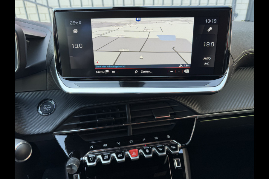Peugeot 208 100pk GT-Line (Trekhaak - Camera - Adaptieve Cruise Controle - Keyless Entry - Apple Carplay - Navigatie - Automatische Airco -