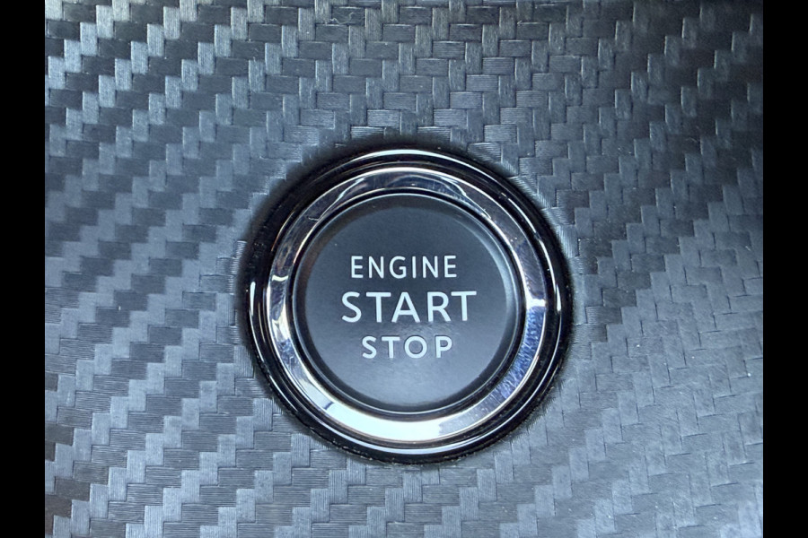Peugeot 208 100pk GT-Line (Trekhaak - Camera - Adaptieve Cruise Controle - Keyless Entry - Apple Carplay - Navigatie - Automatische Airco -