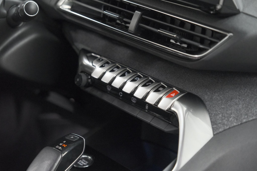 Peugeot 3008 1.6 HYbrid 225 Allure | Plug in Hybride | Camera | Dodehoekdetectie | Apple Carplay