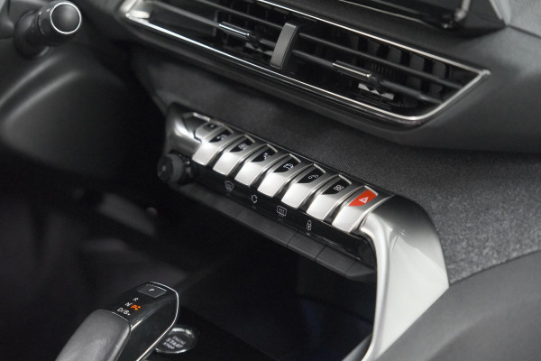 Peugeot 3008 1.6 HYbrid 225 Allure | Plug in Hybride | Camera | Dodehoekdetectie | Apple Carplay
