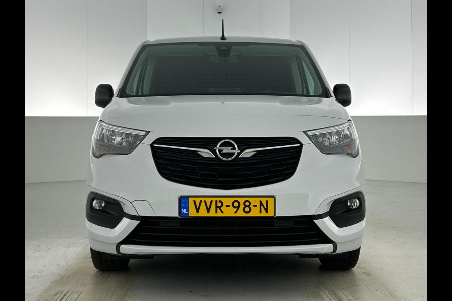Opel Combo 130pk L1 Automaat Apple Carplay Trekhaak Parkeersensoren Airco Cruise control 2-zits