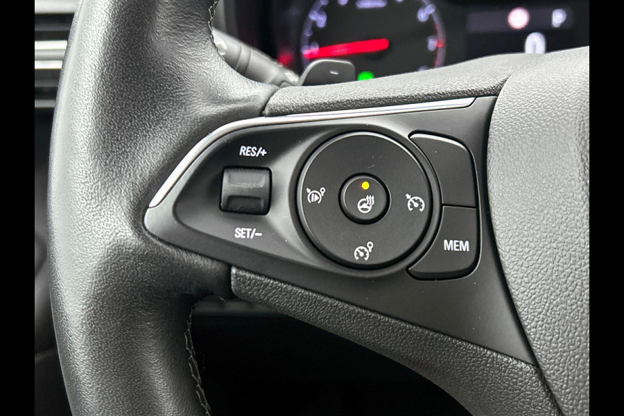 Opel Combo 130pk L1 Automaat Apple Carplay Trekhaak Parkeersensoren Airco Cruise control 2-zits
