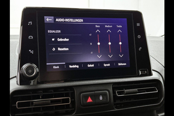 Opel Combo 130pk L1 Automaat Apple Carplay Trekhaak Parkeersensoren Airco Cruise control 2-zits