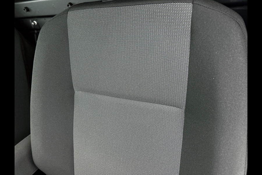 Opel Combo 130pk L1 Automaat Apple Carplay Trekhaak Parkeersensoren Airco Cruise control 2-zits