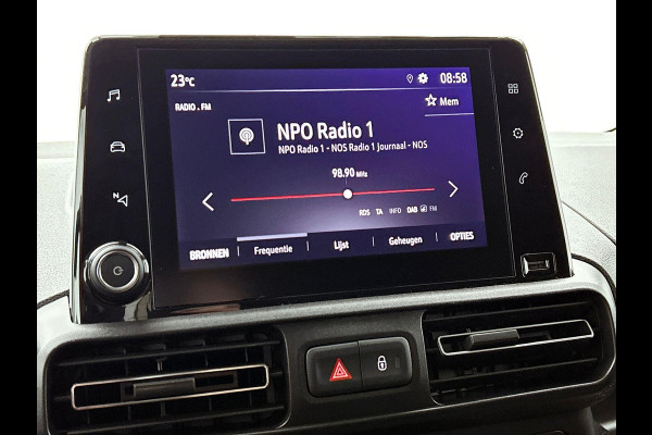 Opel Combo 130pk L1 Automaat Apple Carplay Trekhaak Parkeersensoren Airco Cruise control 2-zits