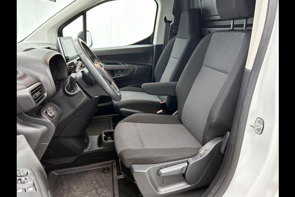 Opel Combo 130pk L1 Automaat Apple Carplay Trekhaak Parkeersensoren Airco Cruise control 2-zits