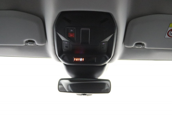 Peugeot 308 SW 1.2*NAVi*CRUISE*ECC*HAAK*CARPLAY*