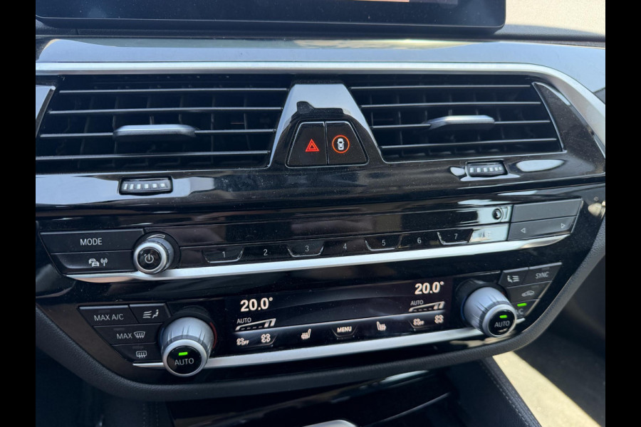 BMW 5 Serie Touring 540i xDrive High Executive Edition | Panoramadak | 360* Camera | Elektrische Achterklep | Climate Control |