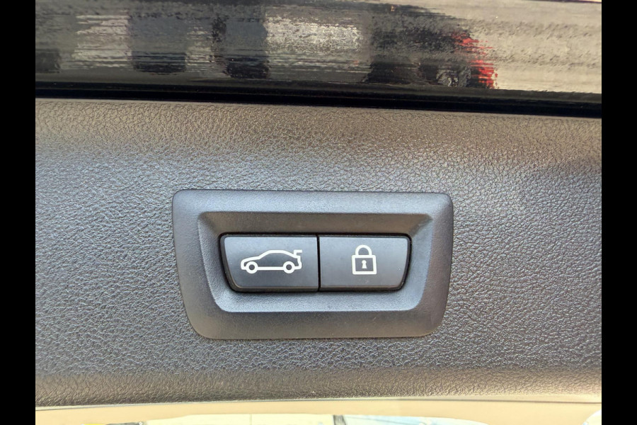 BMW 5 Serie Touring 540i xDrive High Executive Edition | Panoramadak | 360* Camera | Elektrische Achterklep | Climate Control |