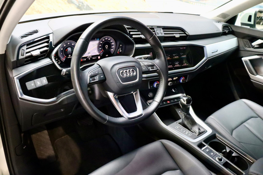 Audi Q3 Sportback 45 TFSI Quattro Pro Line S|Dew silver met.|CAM