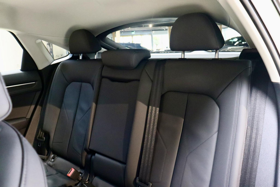 Audi Q3 Sportback 45 TFSI Quattro Pro Line S|Dew silver met.|CAM