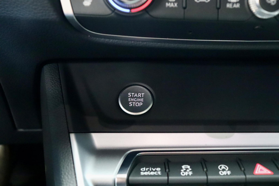 Audi Q3 Sportback 45 TFSI Quattro Pro Line S|Dew silver met.|CAM