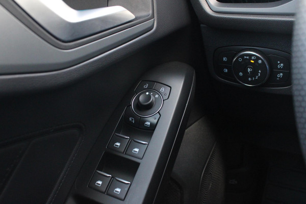 Ford Focus 1.0 EcoBoost Hybrid ST-Line 125 pk | Led Koplampen | Achteruitrij camera |SYNC 3 Navi | Apple Carplay/Android Auto |