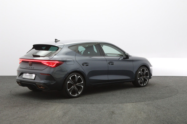 CUPRA Leon 1.4 e-Hybrid VZ 245 PK Performance PHEV, Camera, Kuipstoelen, Navigatie, Stuurverwarming