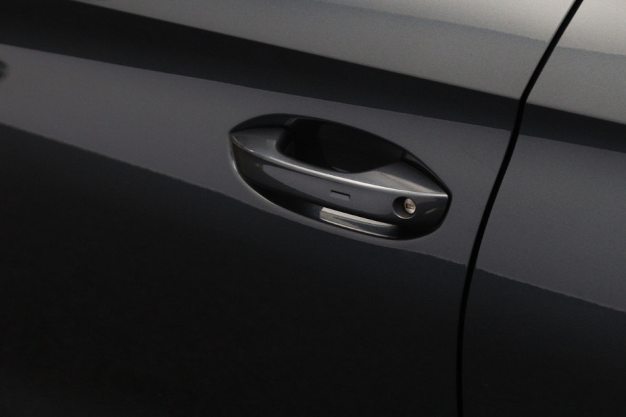 CUPRA Leon 1.4 e-Hybrid VZ 245 PK Performance PHEV, Camera, Kuipstoelen, Navigatie, Stuurverwarming